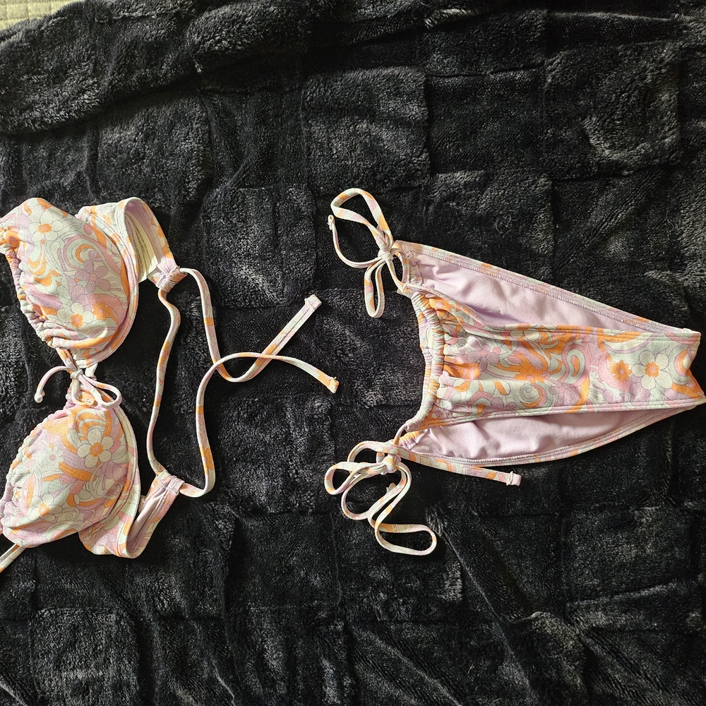 Floral Bikini Set with Pastel Colors
